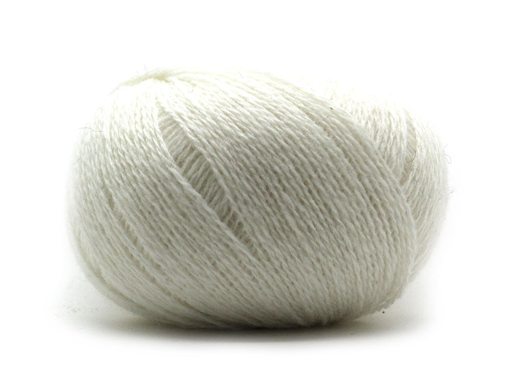 Supersoft 4ply - Winter White 200